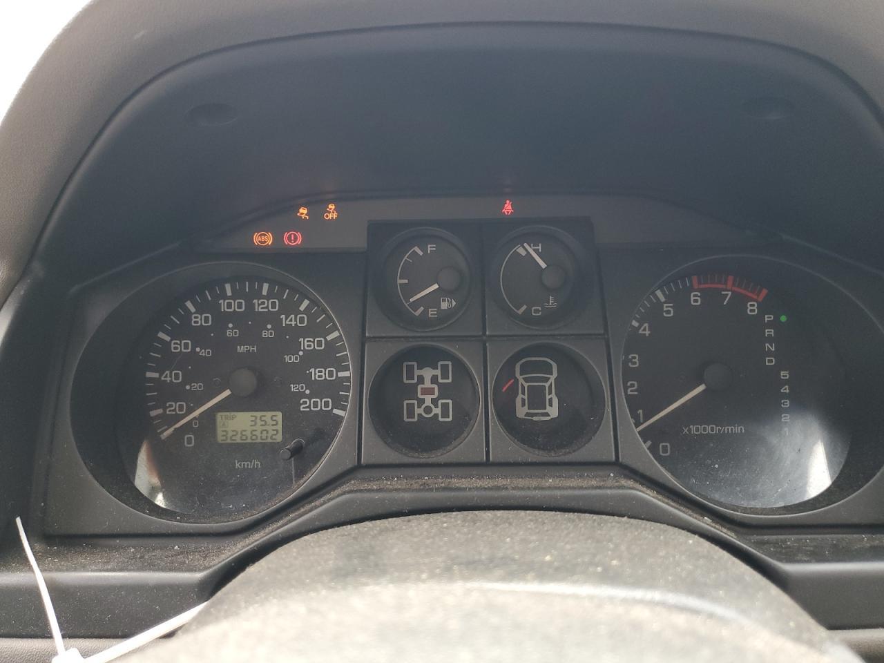 2003 MITSUBISHI Montero