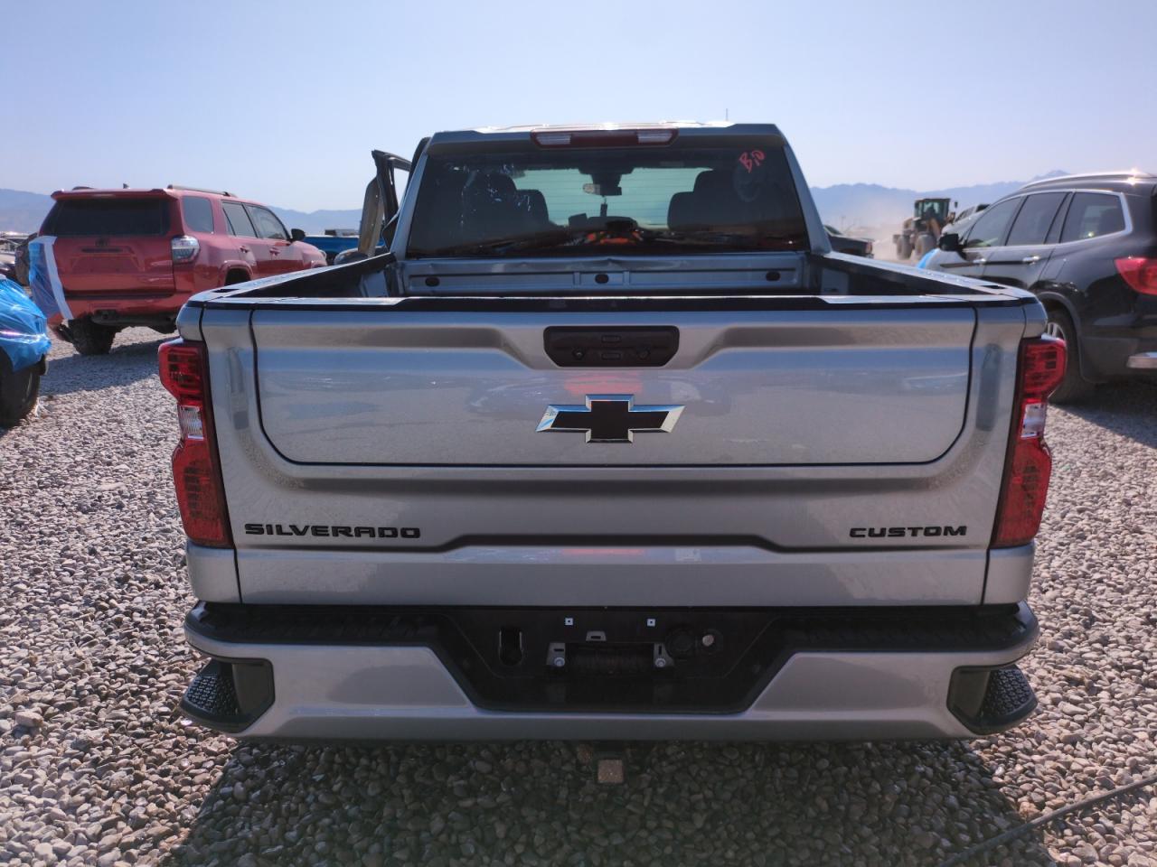 2024 CHEVROLET Silverado