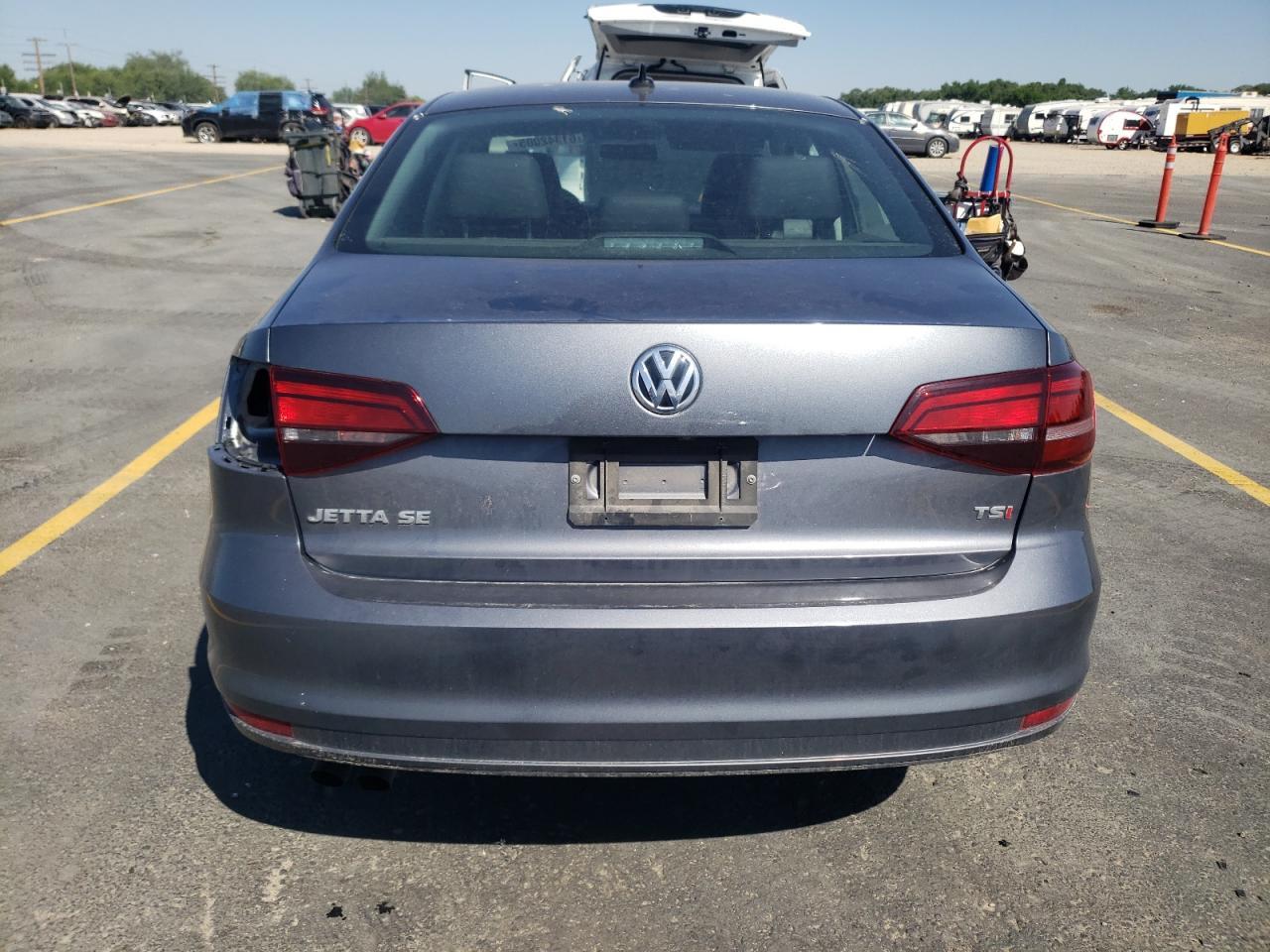 2018 VOLKSWAGEN JETTA