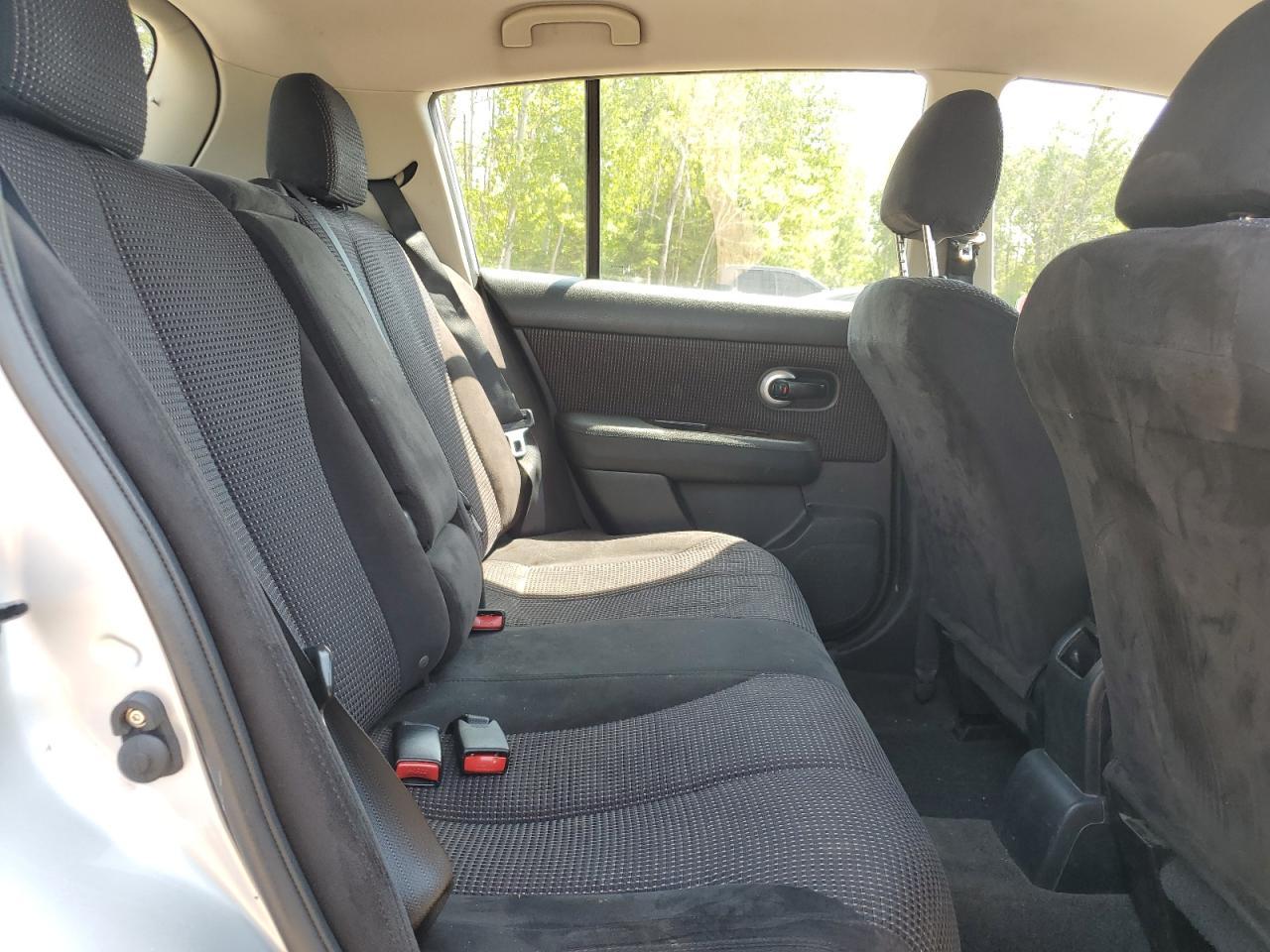 2012 NISSAN VERSA