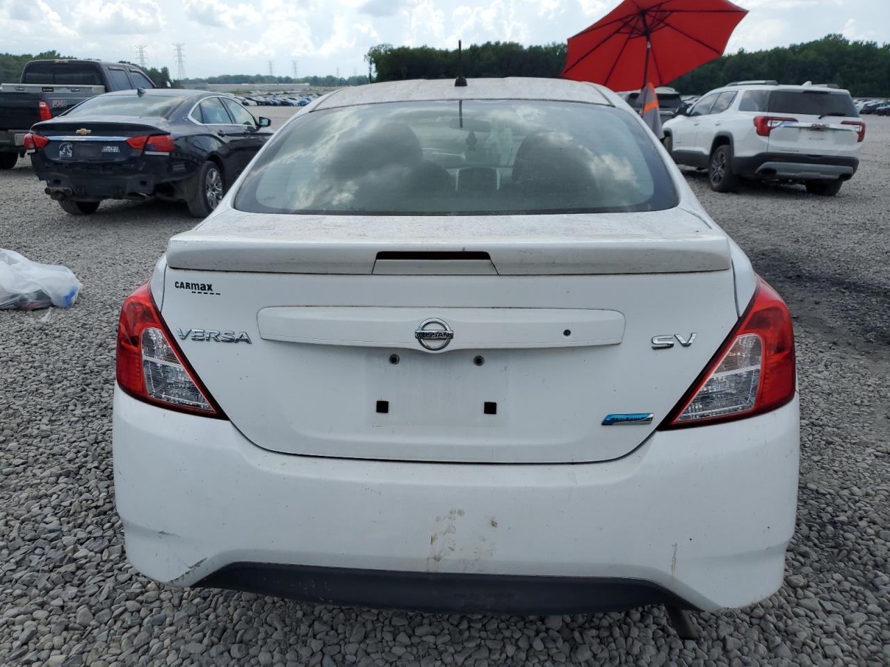 2016 NISSAN VERSA