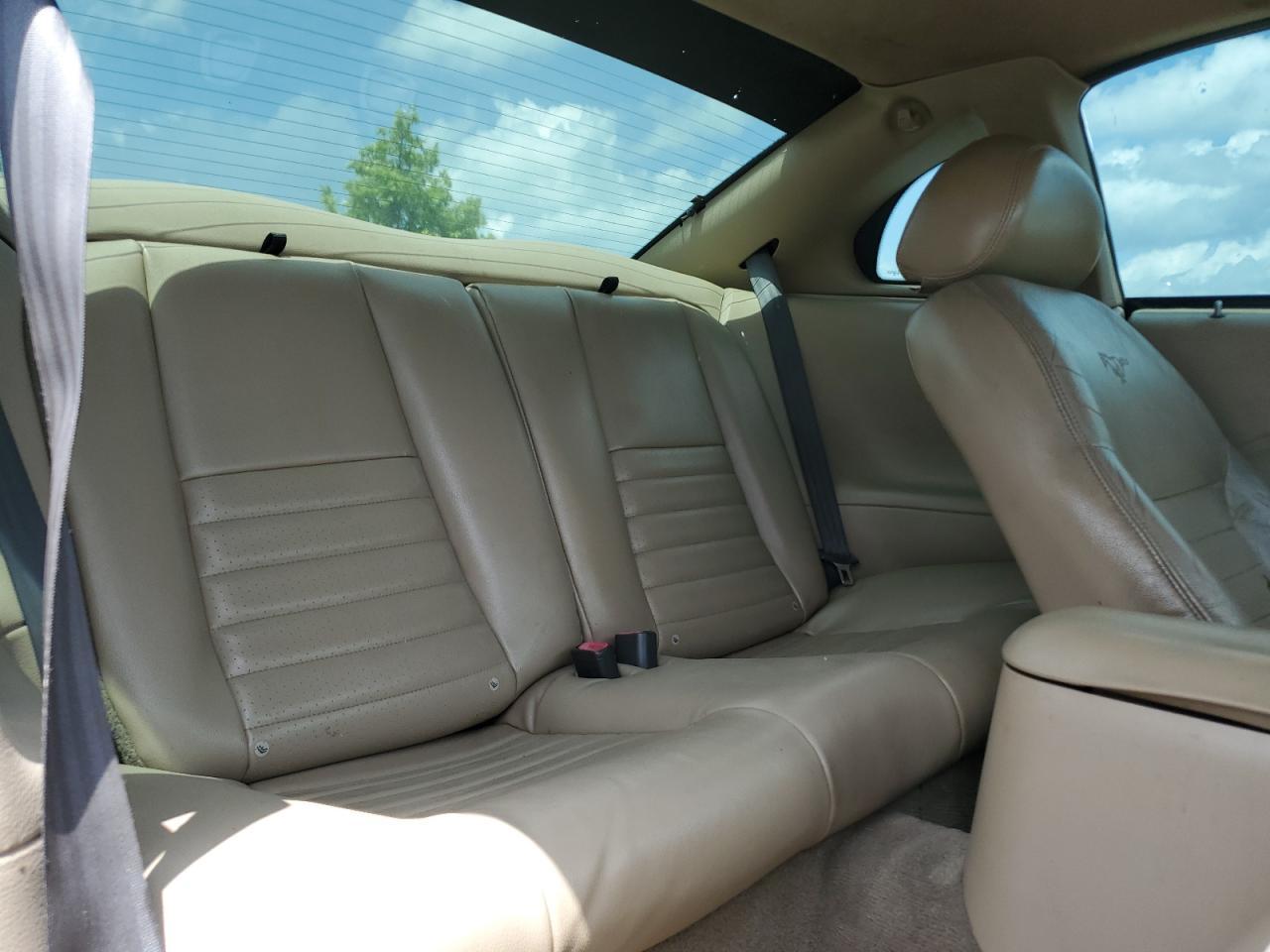 2004 FORD MUSTANG