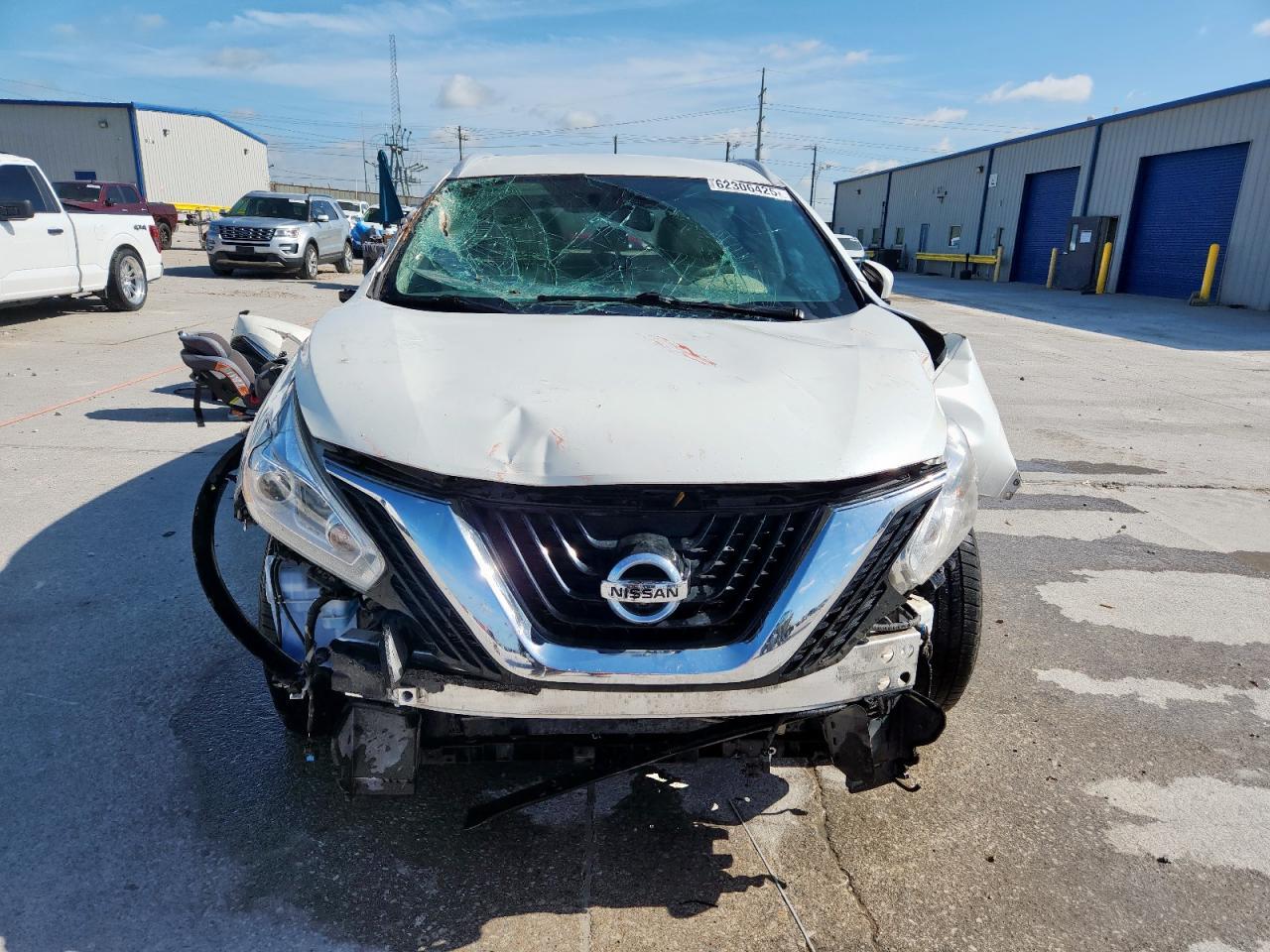 2016 NISSAN MURANO