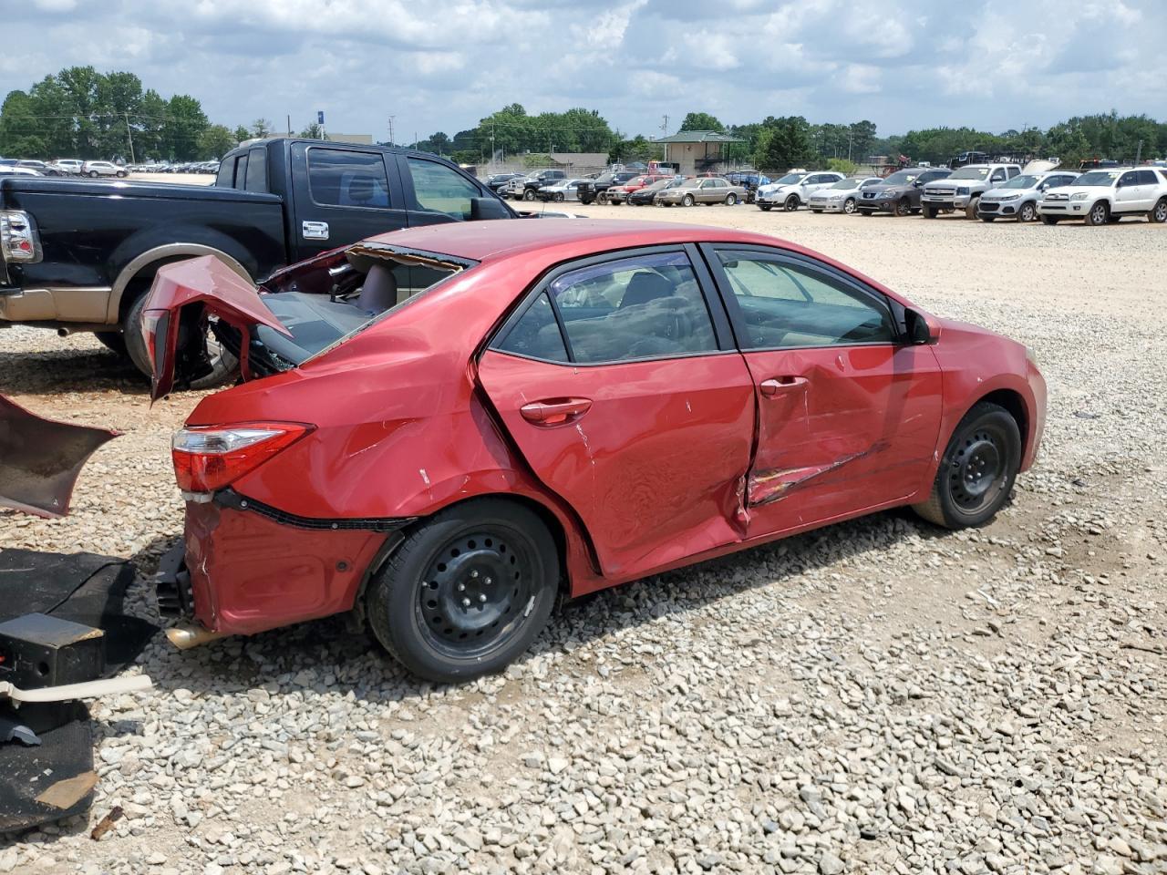 2015 TOYOTA COROLLA
