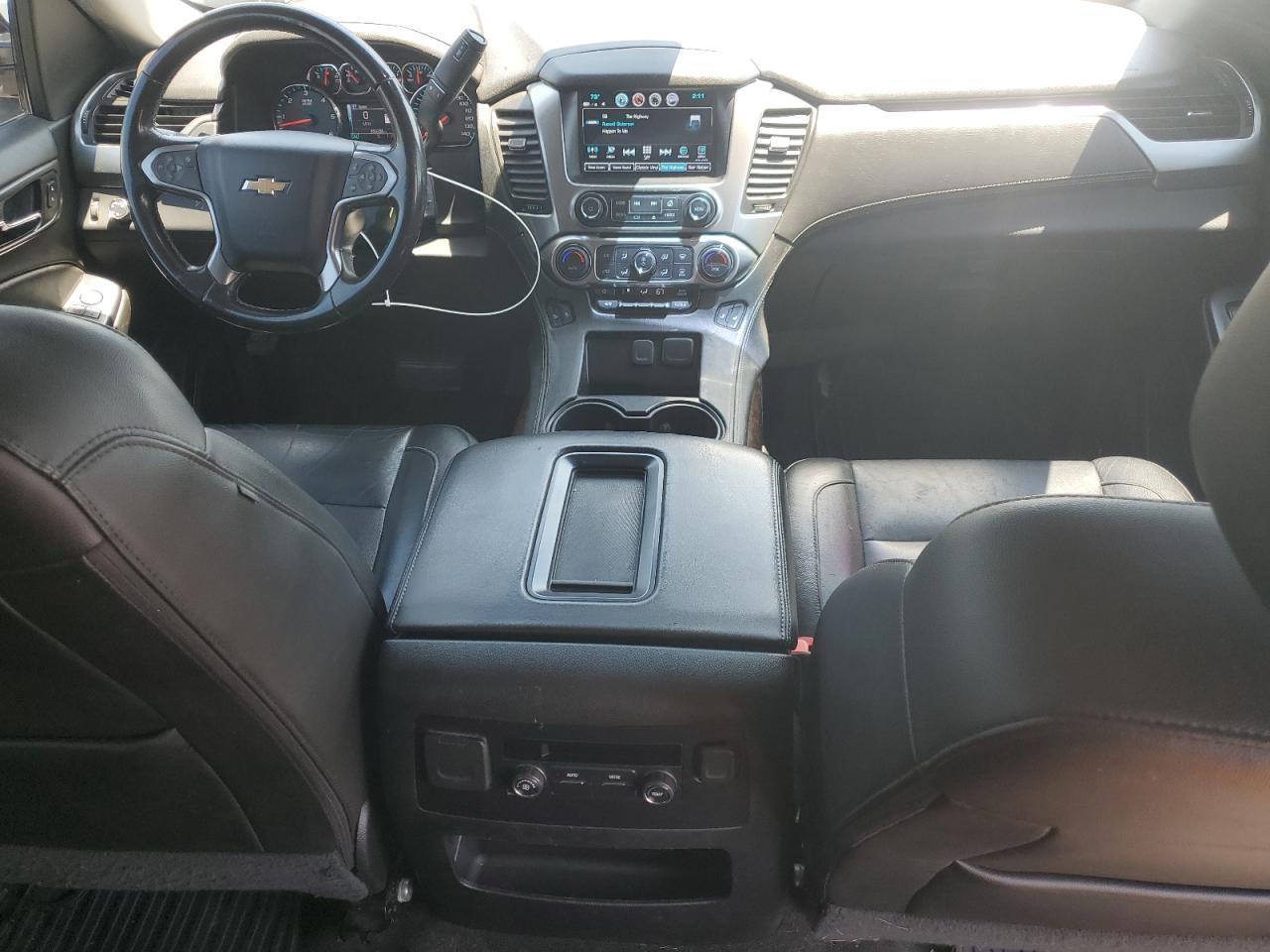 2018 CHEVROLET Suburban