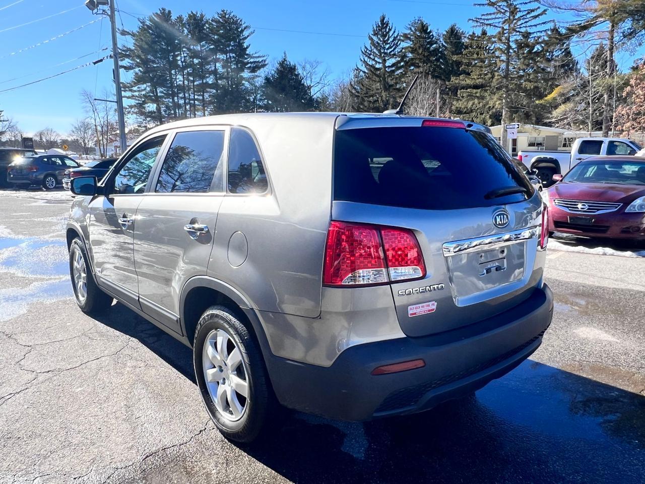 2011 KIA SORENTO