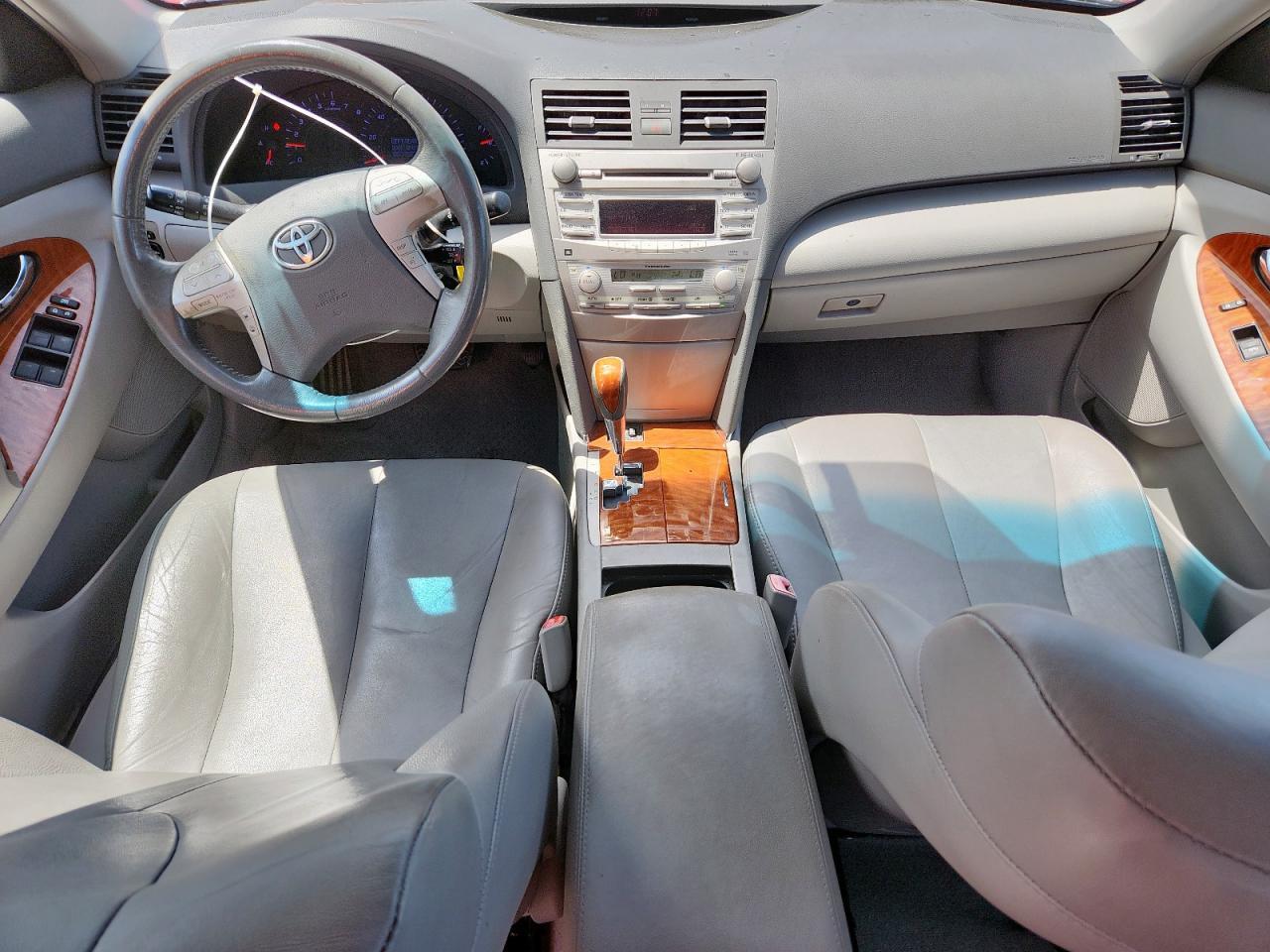 2011 TOYOTA CAMRY