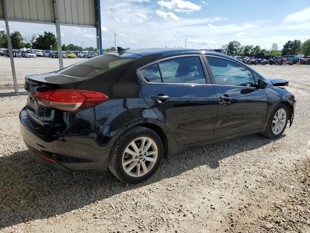 2017 KIA FORTE