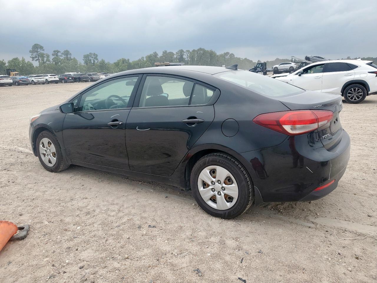 2017 KIA FORTE