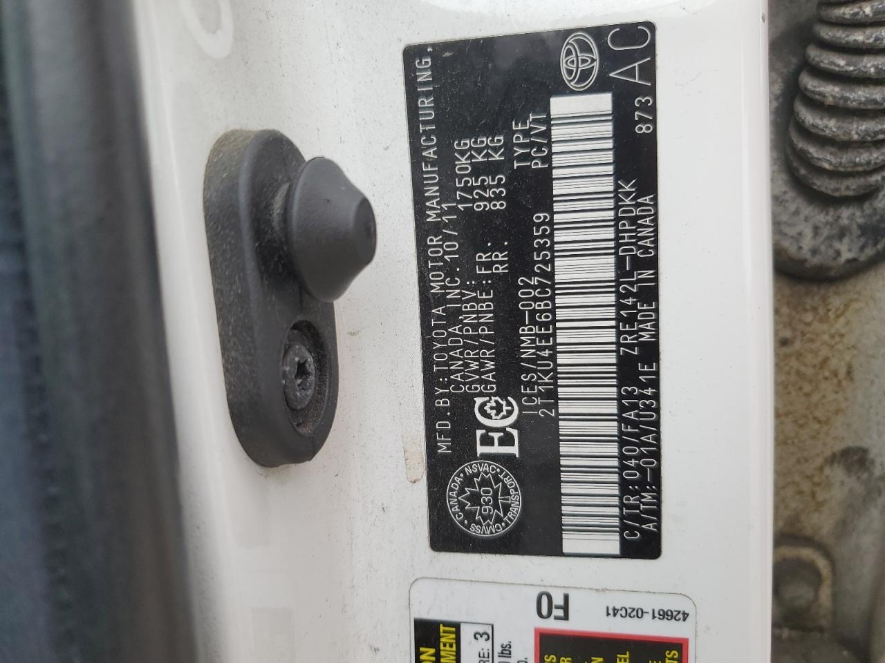2011 TOYOTA COROLLA