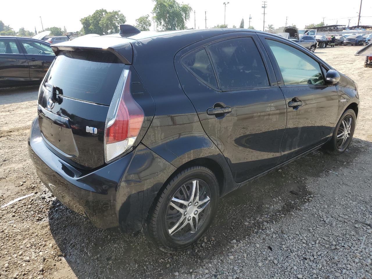 2015 TOYOTA Prius c