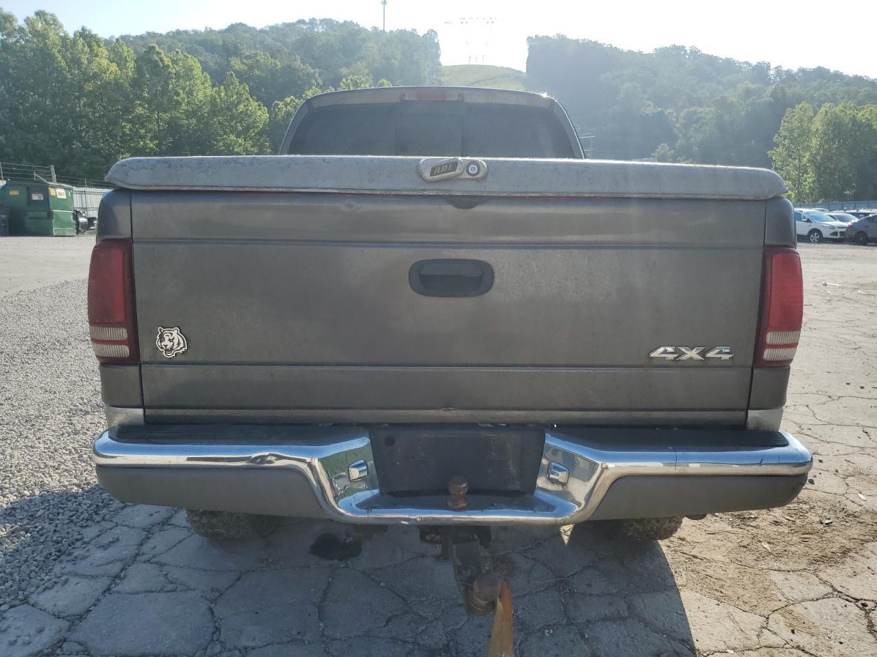 2003 DODGE Dakota
