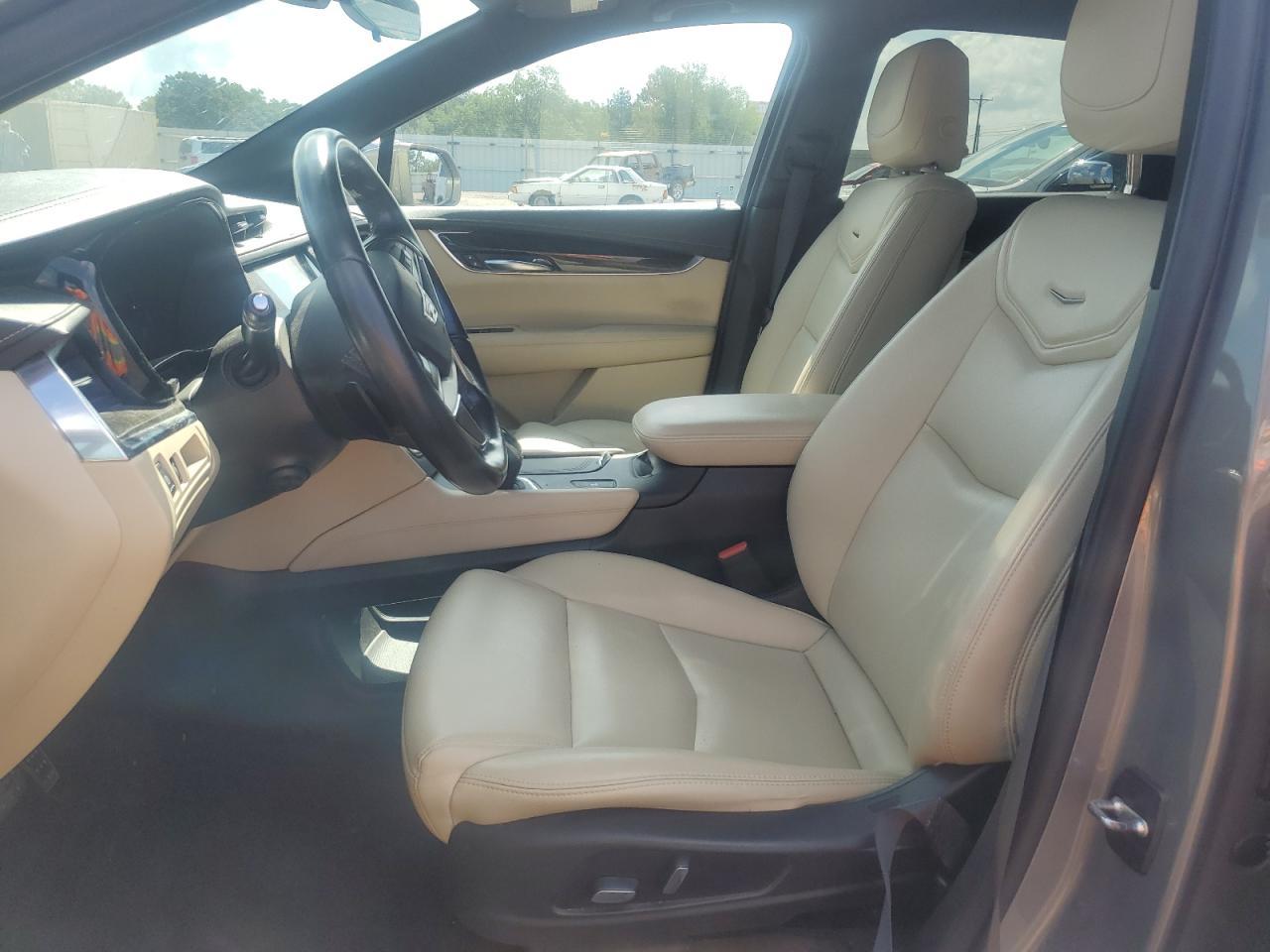 2019 CADILLAC XT5