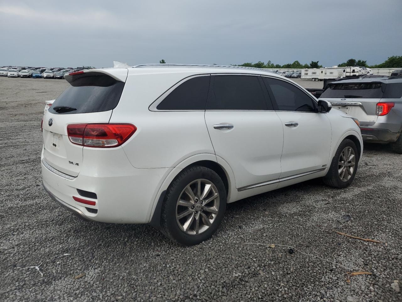 2016 KIA SORENTO