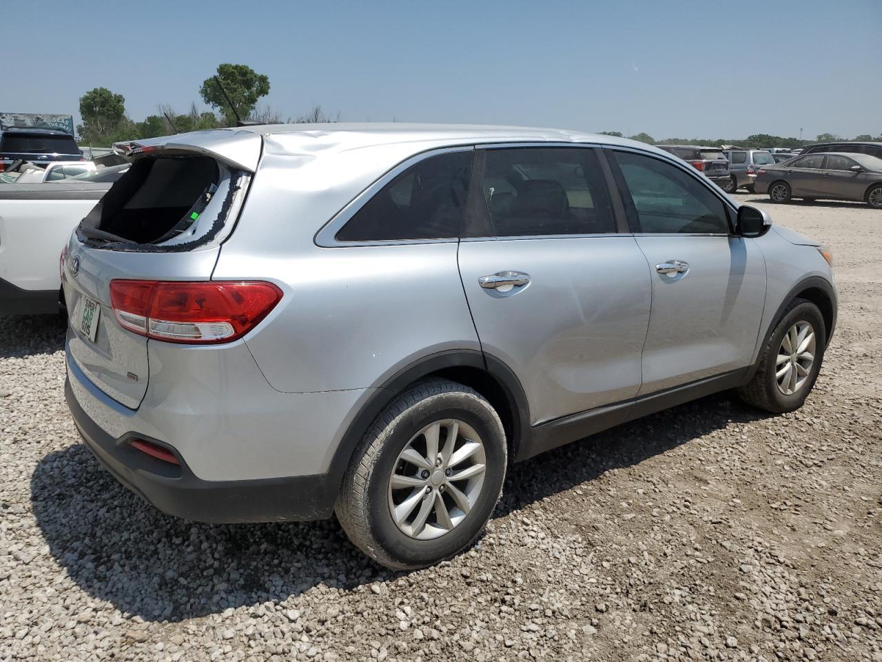 2016 KIA SORENTO