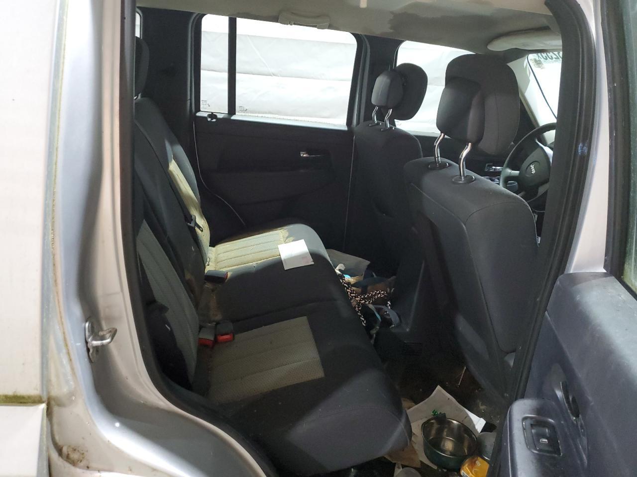 2010 JEEP Liberty