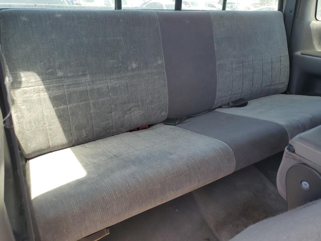 1996 DODGE Ram 2500