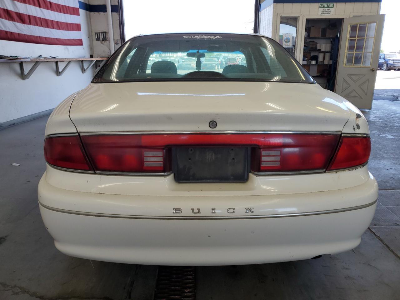 2002 BUICK Century