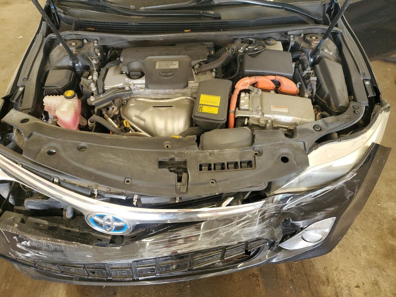 2013 TOYOTA Avalon