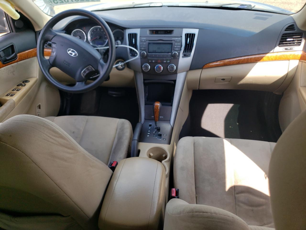 2010 HYUNDAI SONATA