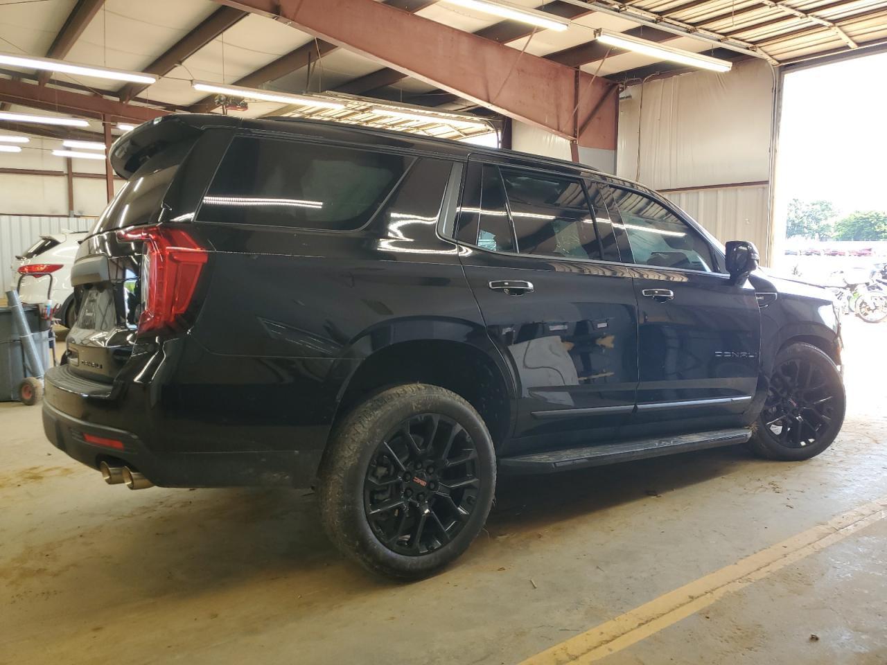 2023 GMC Yukon