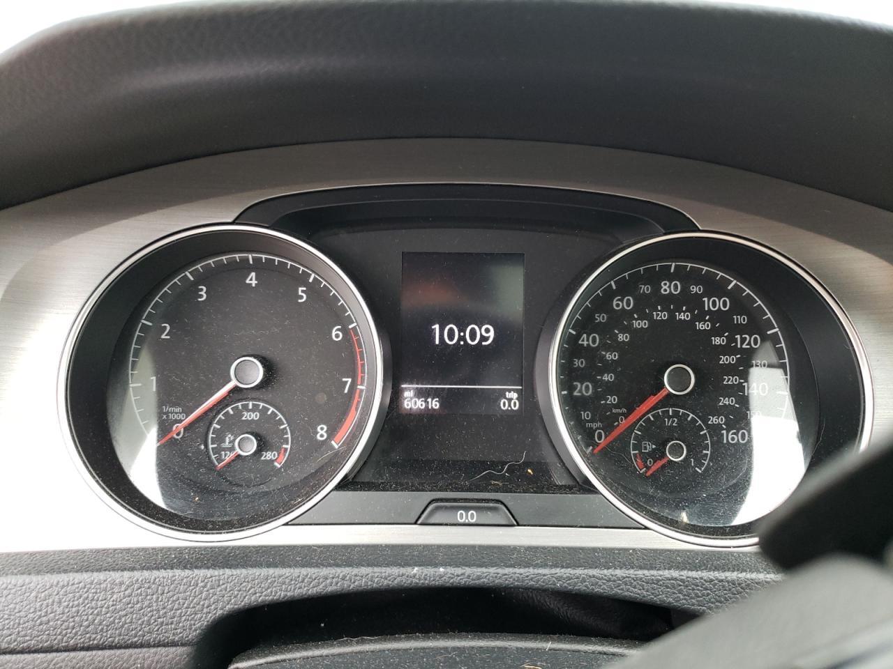 2016 VOLKSWAGEN GOLF
