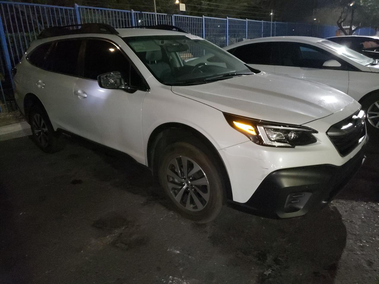 2021 SUBARU Outback