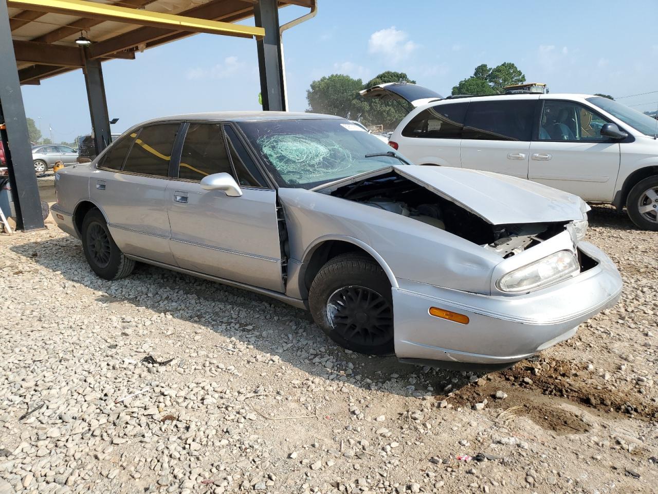 1998 OLDSMOBILE 88