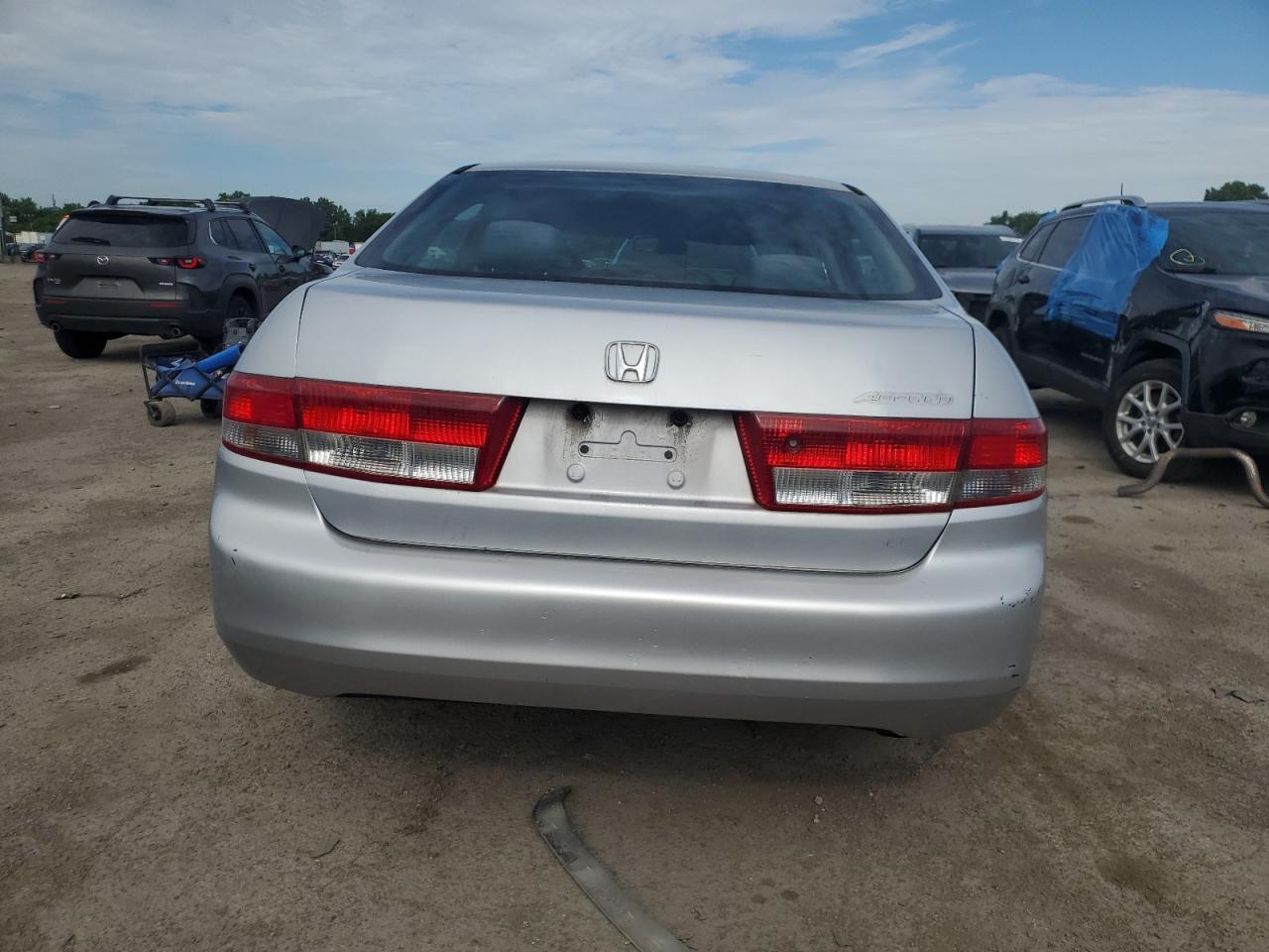 2004 HONDA ACCORD