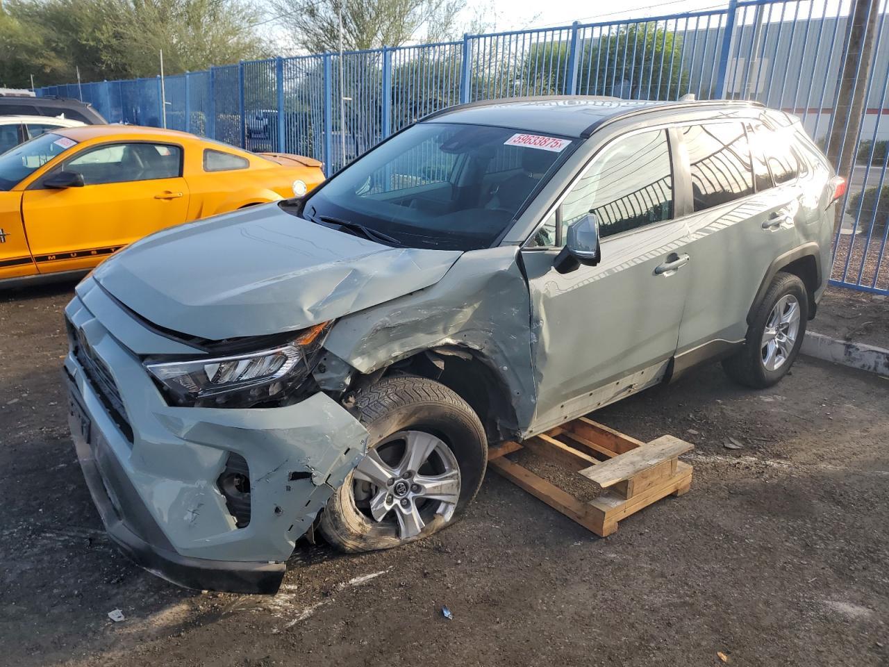 2020 TOYOTA RAV4