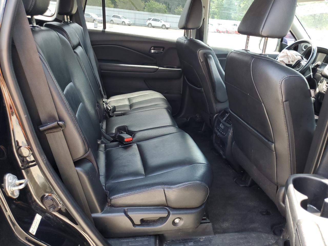 2016 HONDA PILOT