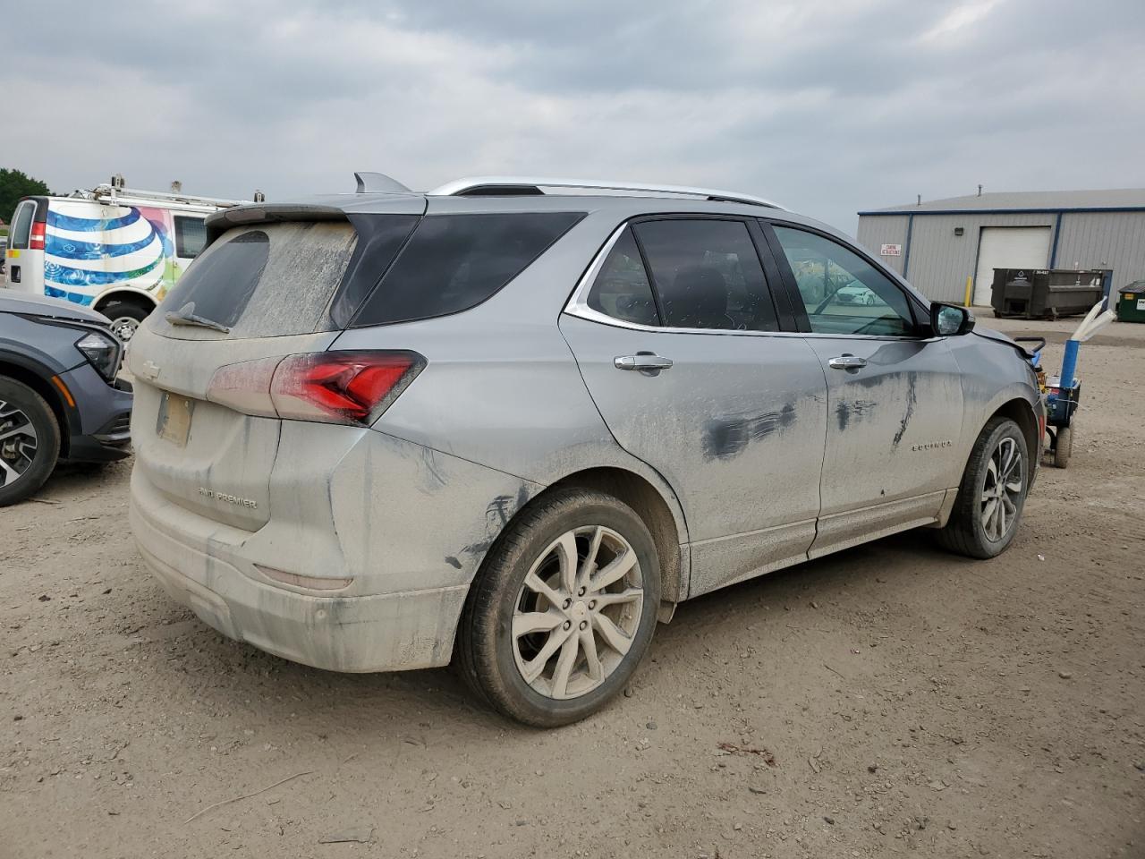 2023 CHEVROLET EQUINOX