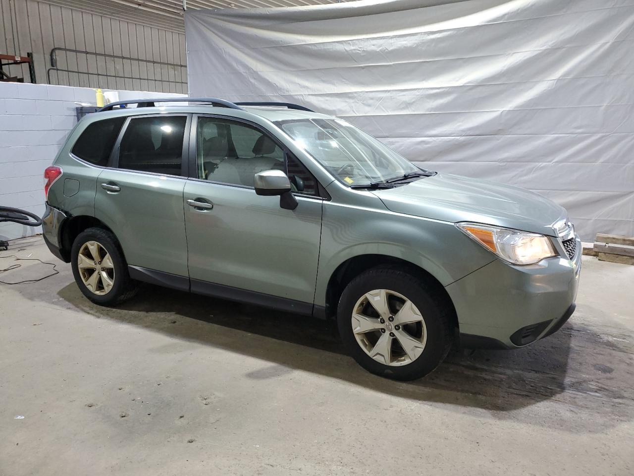 2016 SUBARU FORESTER