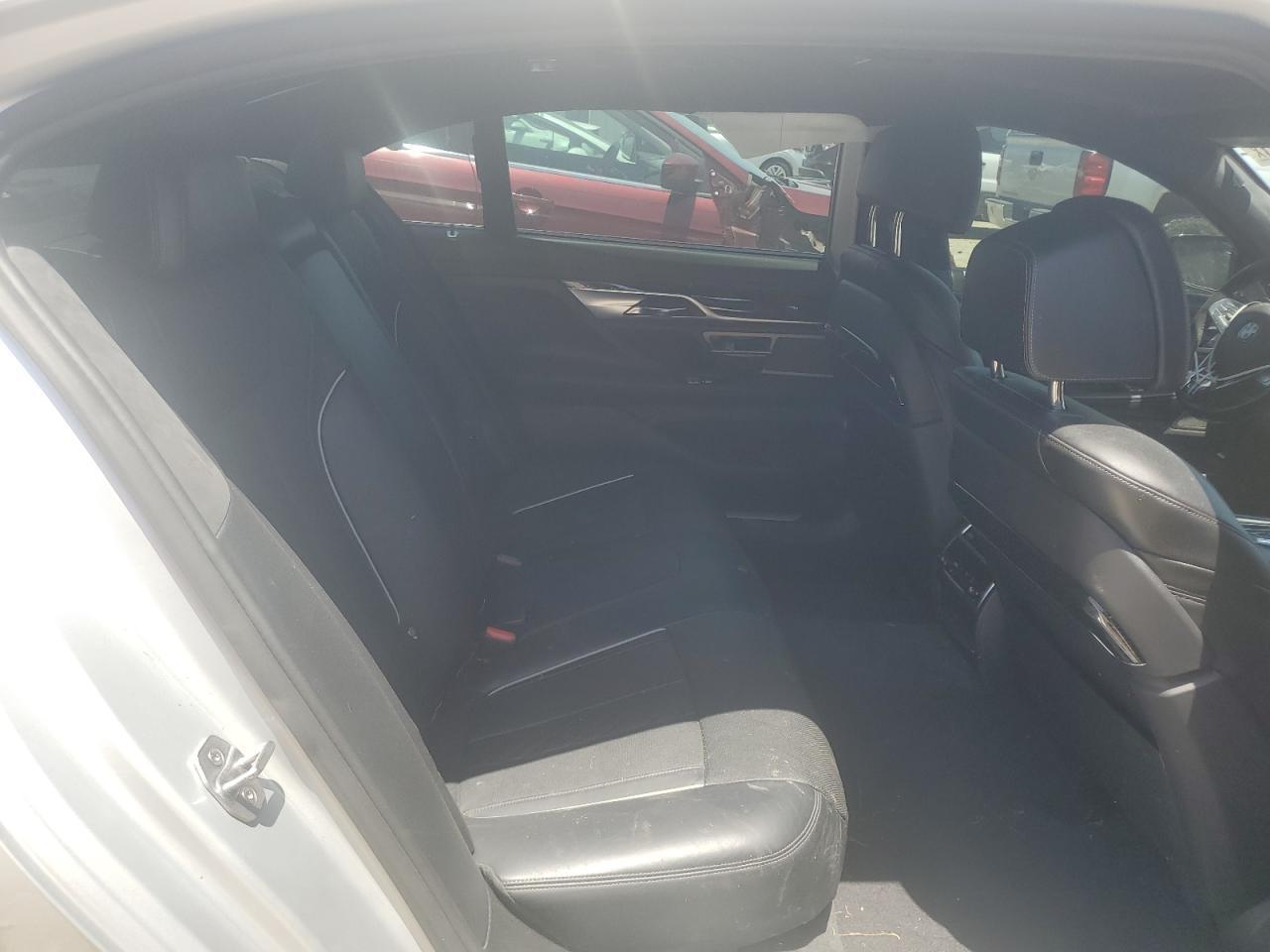 2016 BMW 7 series