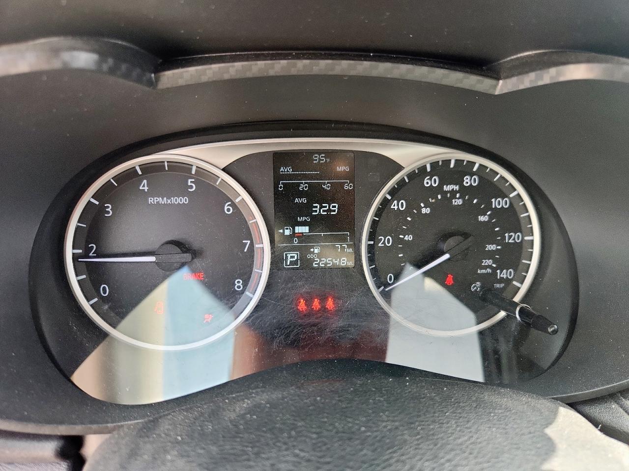 2024 NISSAN VERSA