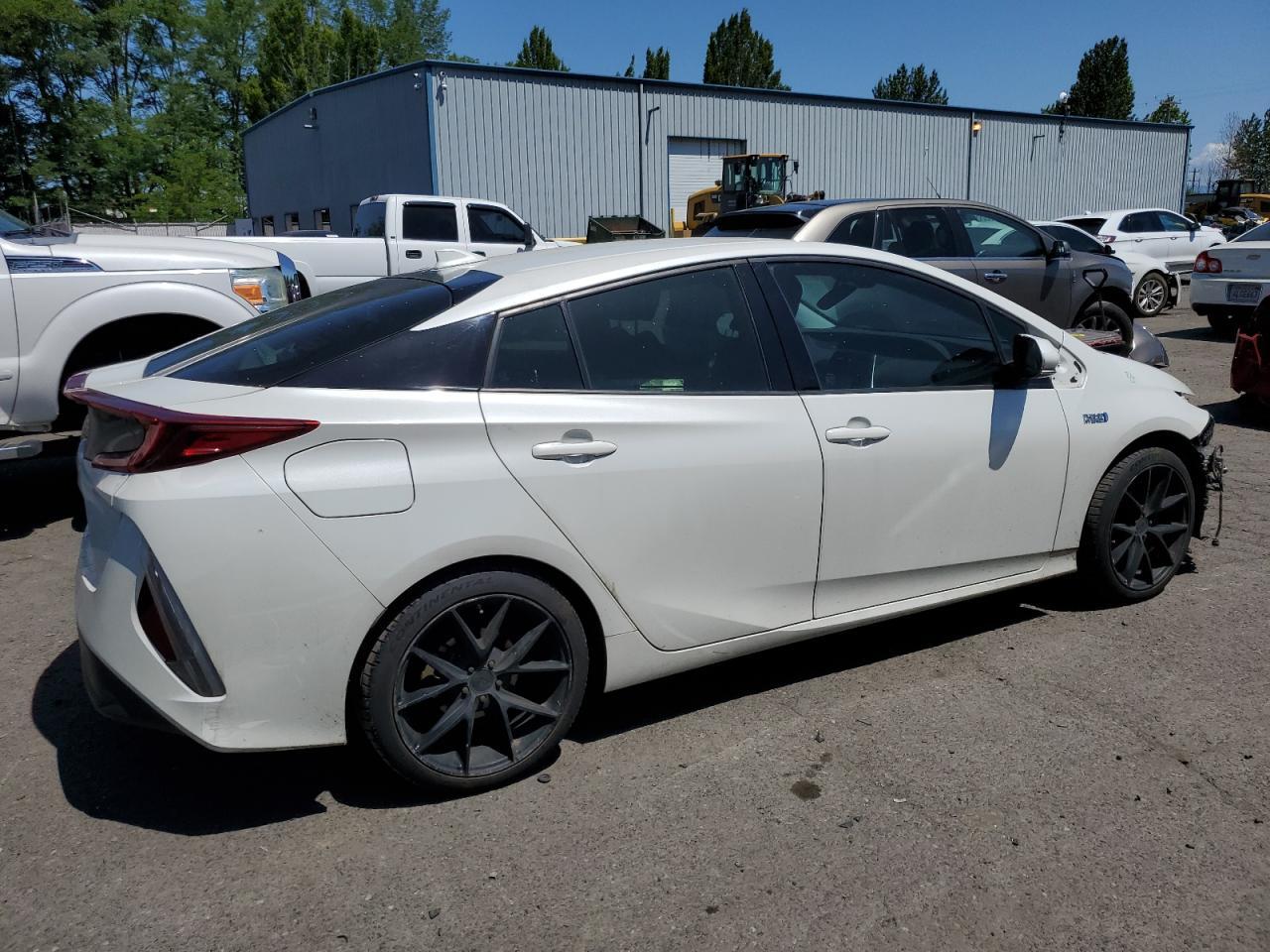 2018 TOYOTA Prius Prime