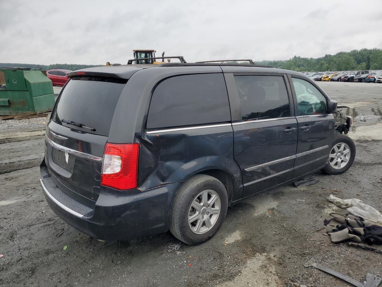 2012 CHRYSLER Town & Country