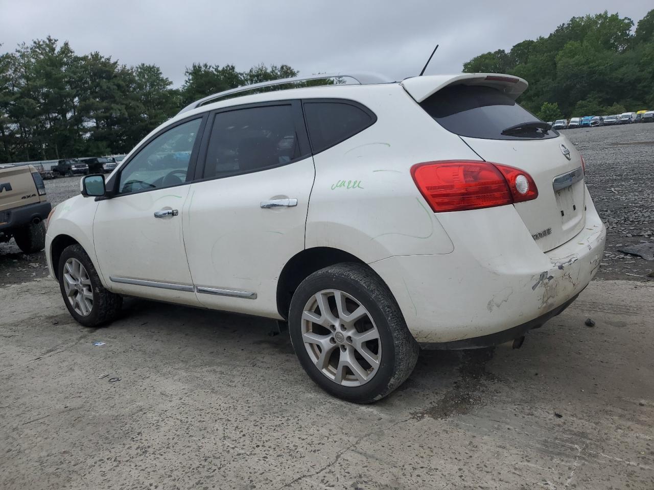 2013 NISSAN ROGUE