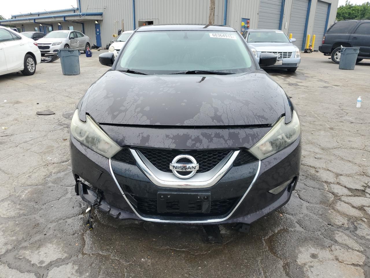 2016 NISSAN Maxima