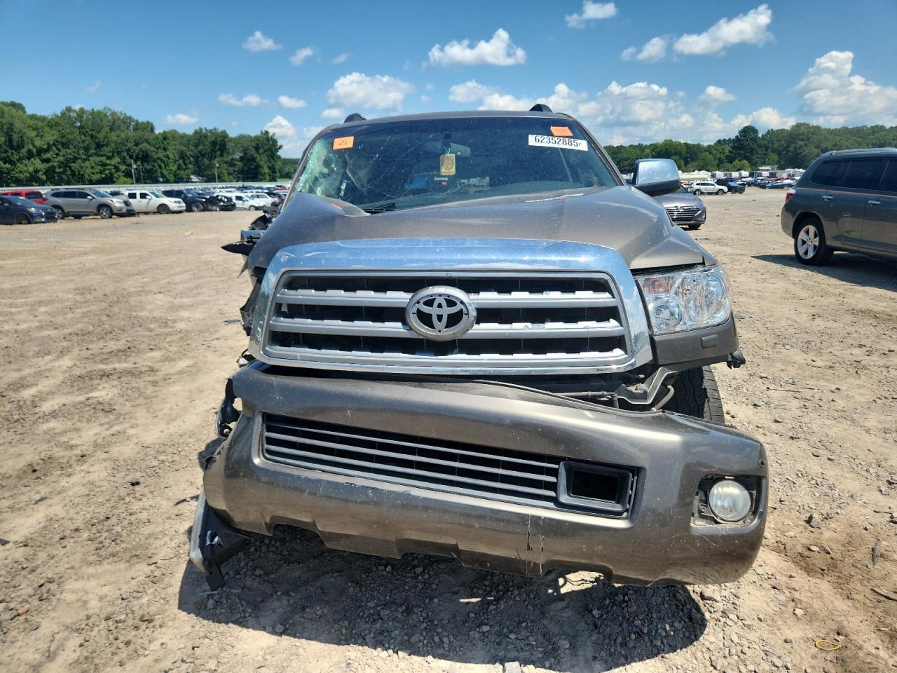 2010 TOYOTA Sequoia
