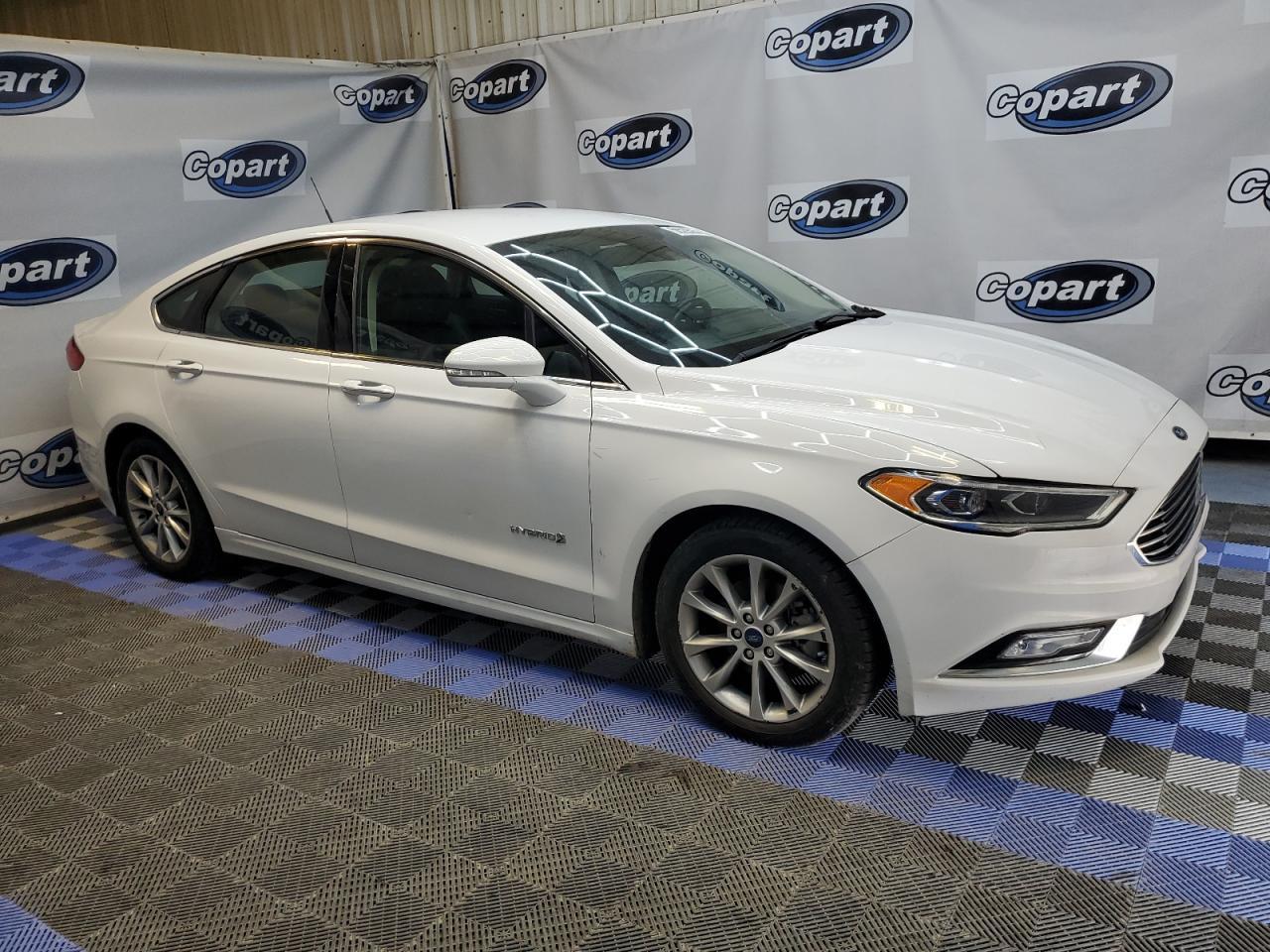 2017 FORD FUSION