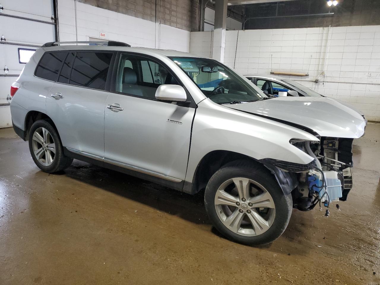 2012 TOYOTA HIGHLANDER