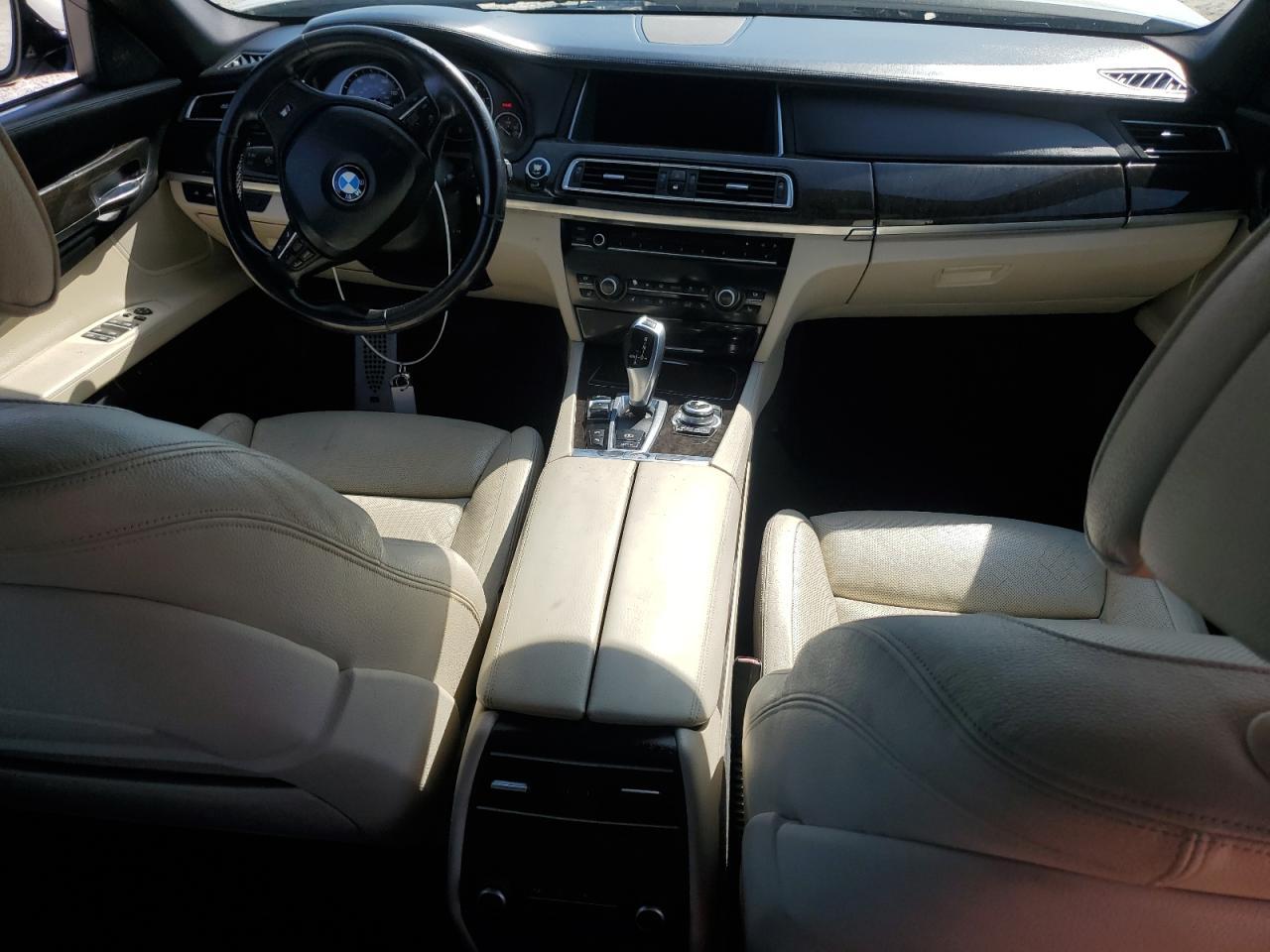 2013 BMW 7 series