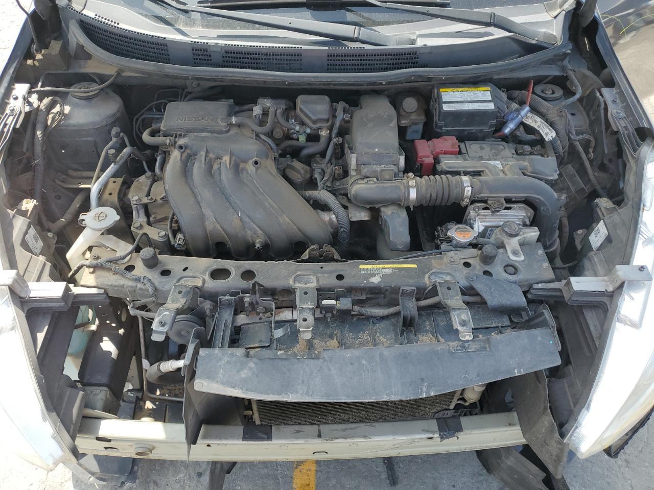 2015 NISSAN VERSA