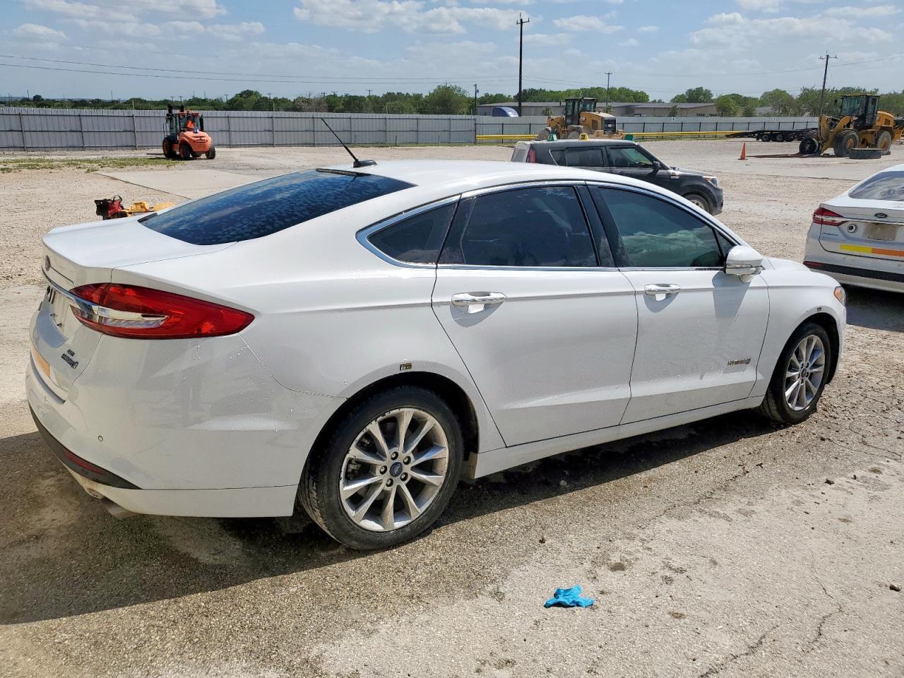 2017 FORD FUSION