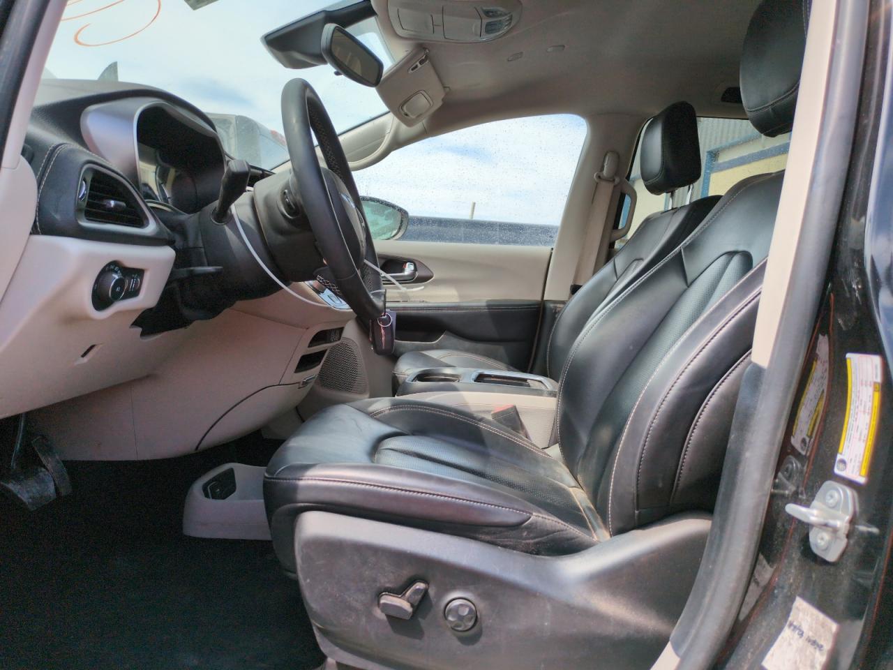 2023 CHRYSLER Pacifica