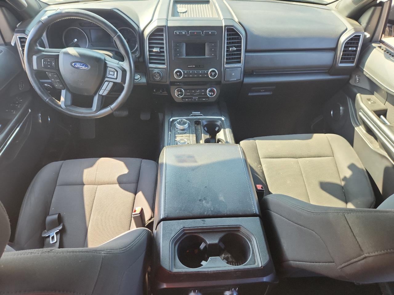 2018 FORD Expedition
