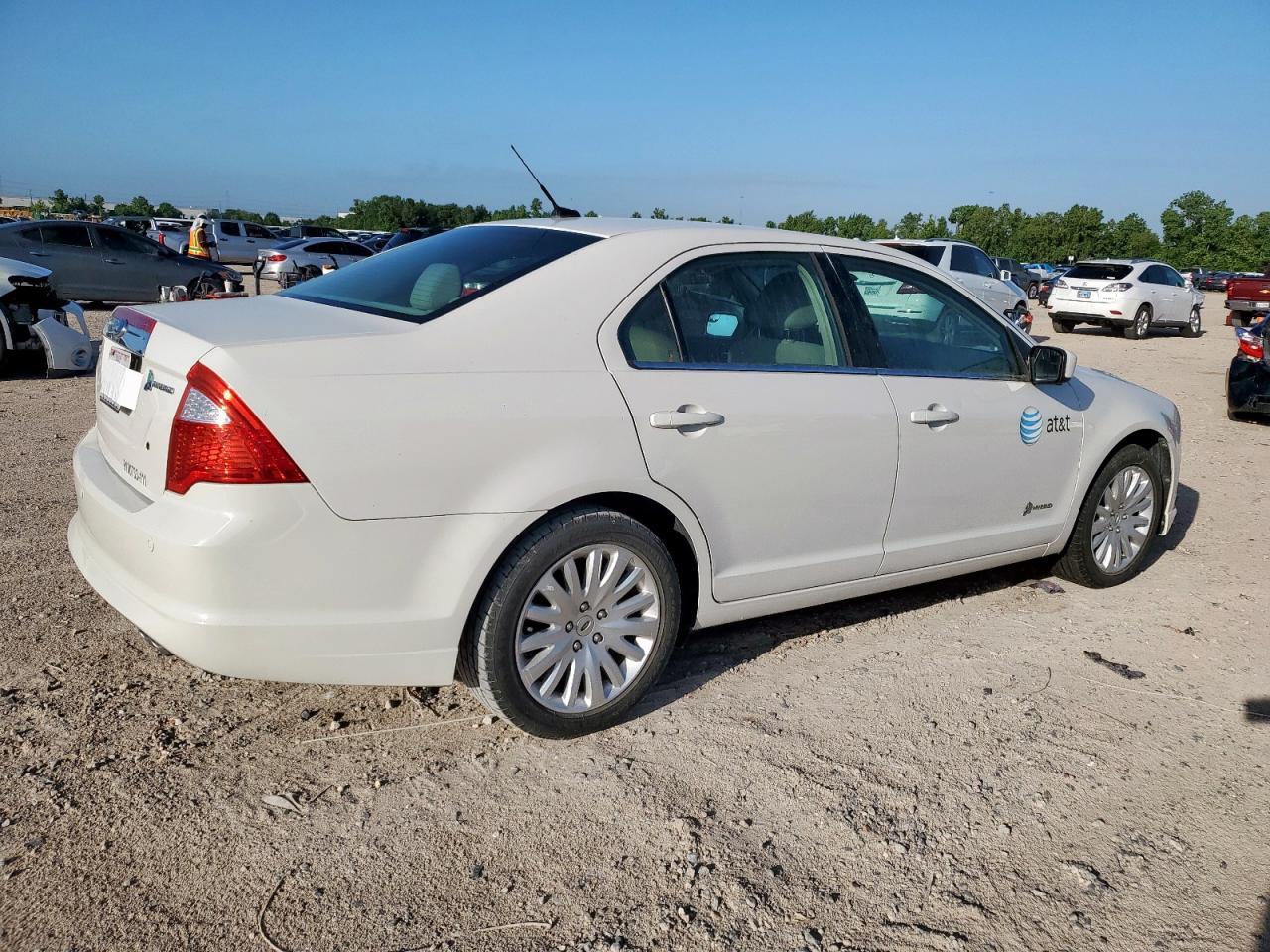2011 FORD FUSION
