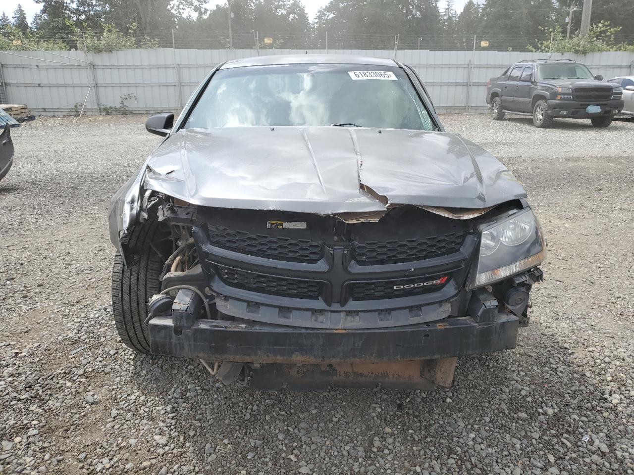 2013 DODGE Avenger