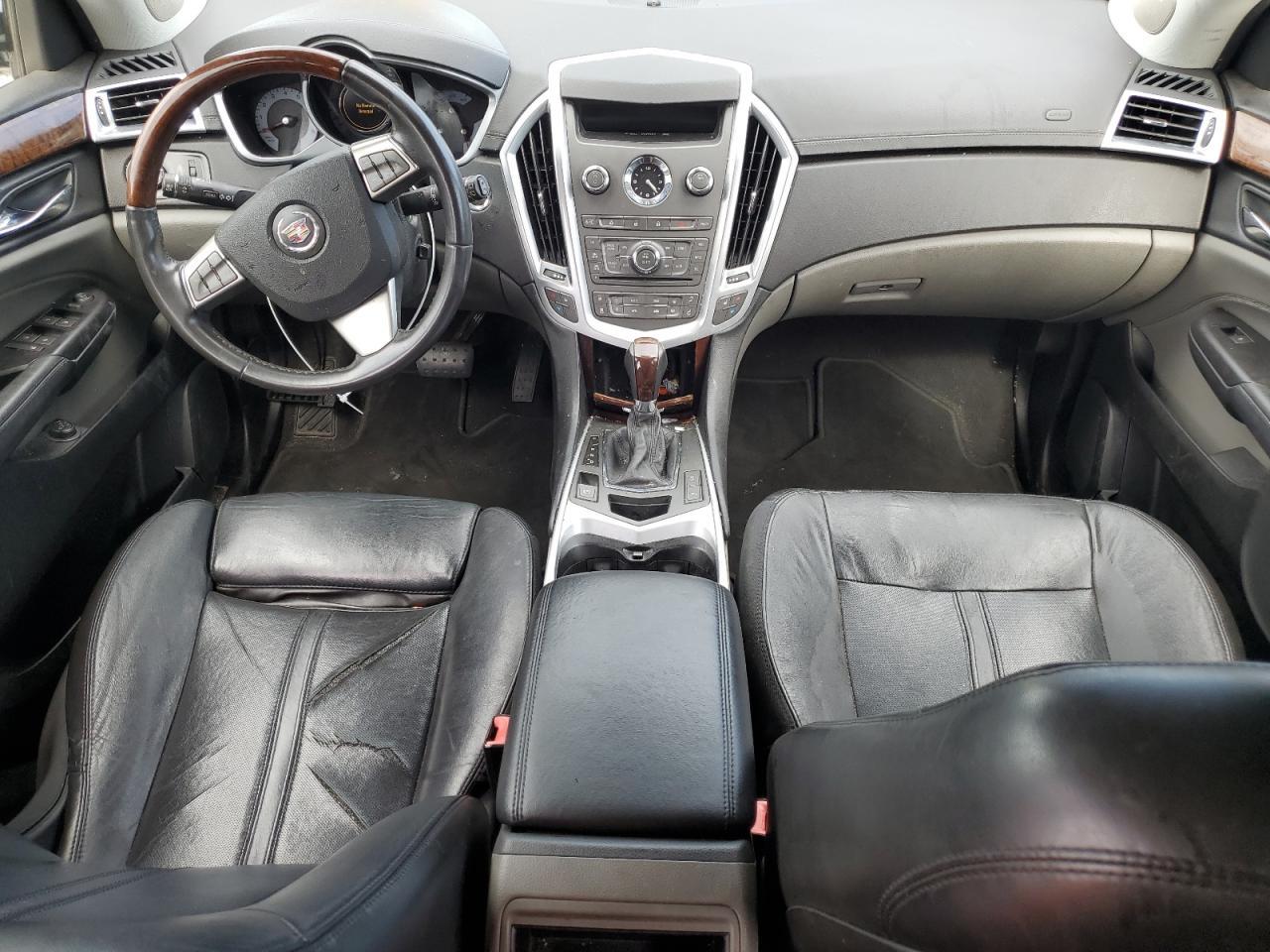2010 CADILLAC SRX